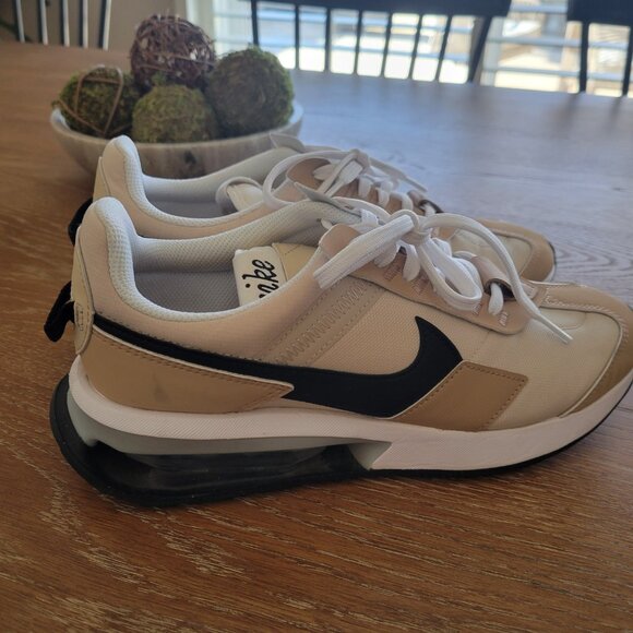 Women's Nike Airmax Pre-day size 9 - Picture 3 of 6